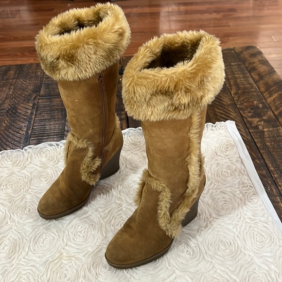 Ruffhewn fur trimmed wedge heeled boots size 6 - Picture 3 of 9